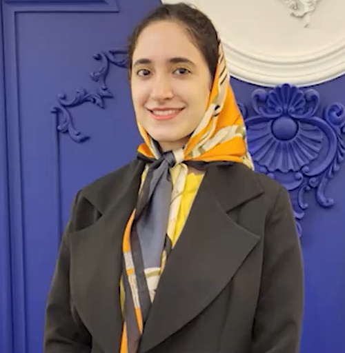 پرونده:Yasmin Bakui.jpg