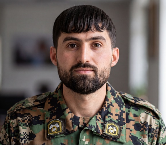 پرونده:Mustafa Haji Mohammadi.jpg
