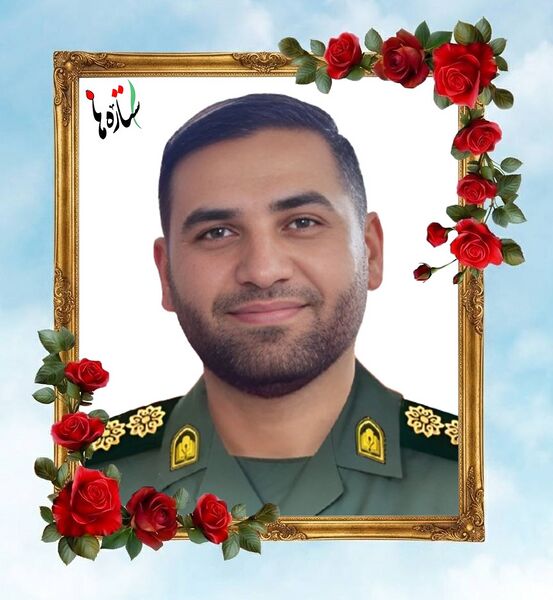 پرونده:Mohammad Roshandel..jpg