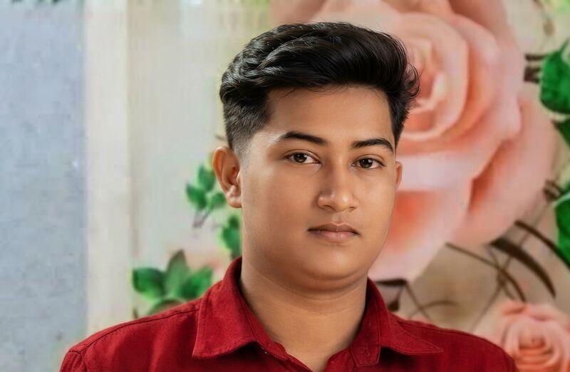 پرونده:Yasin Dehestani.jpg
