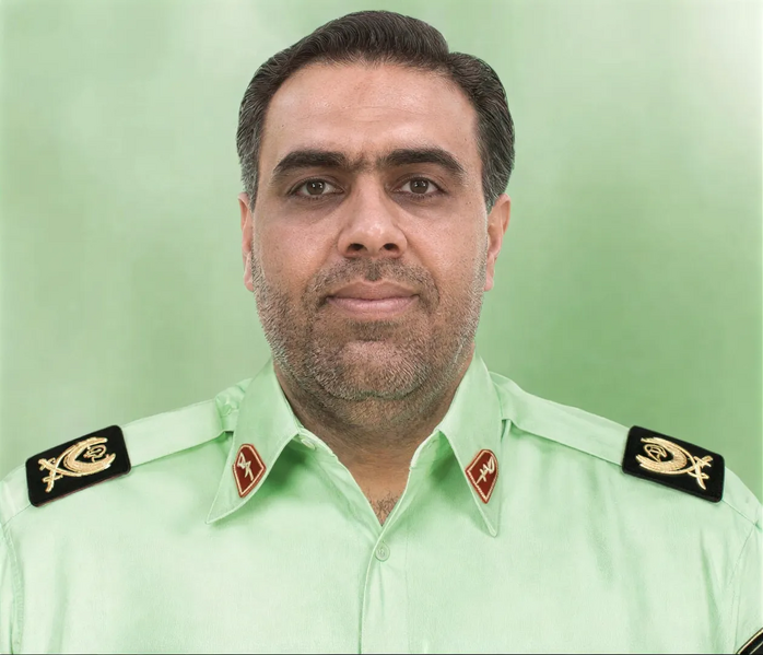 پرونده:Mustafa Roshan.png