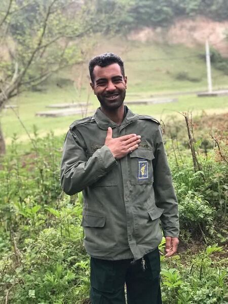 پرونده:Akbar Fatin.jpg