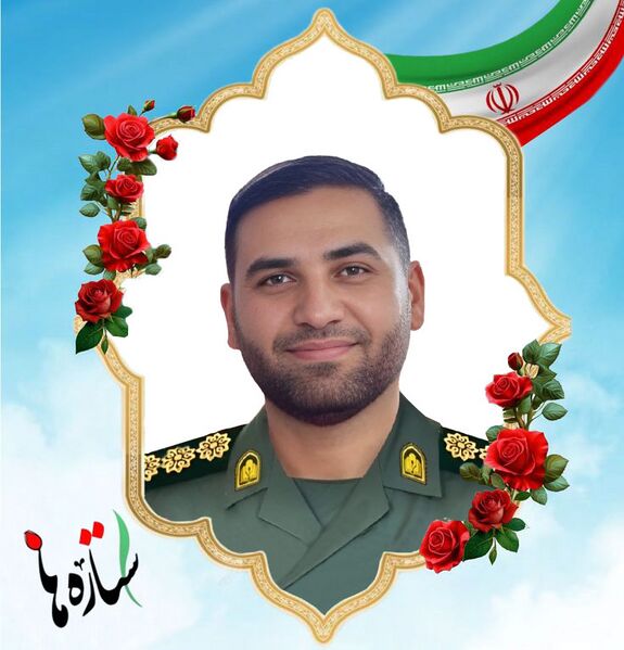 پرونده:Mohammad Roshandel-.jpg