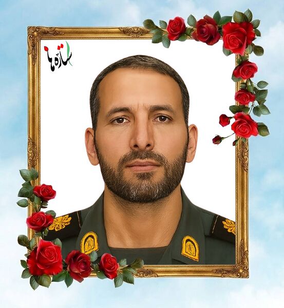 پرونده:Ruhollah Akbari...jpg